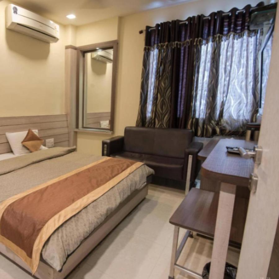 בהופאל Brij Palace Hotel מראה חיצוני תמונה